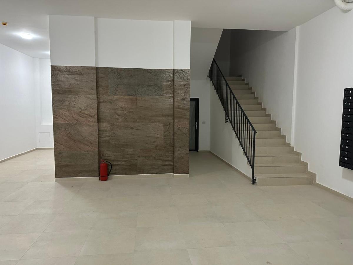 In Apart Hotel Bukurešť Exteriér fotografie
