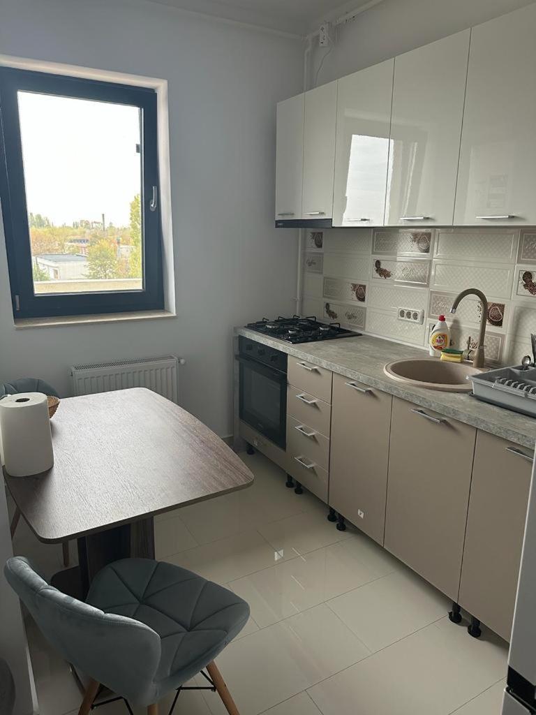 In Apart Hotel Bukurešť Exteriér fotografie