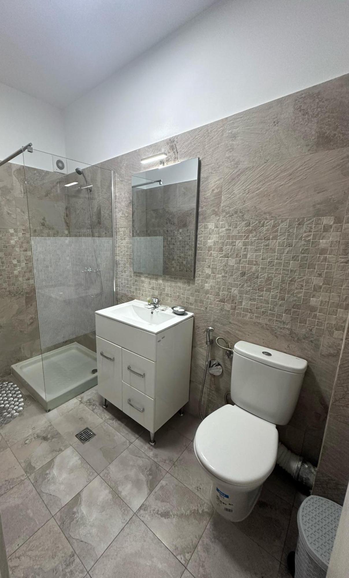 In Apart Hotel Bukurešť Exteriér fotografie